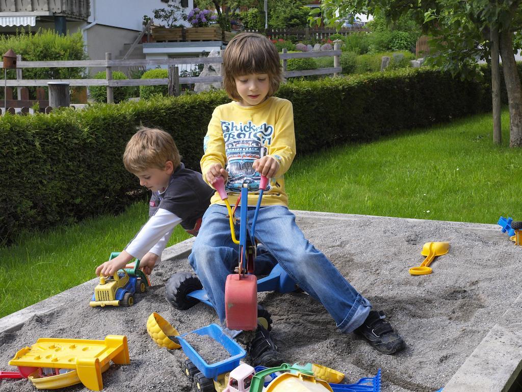 Ferienbauernhof Moosbrugger Lägenhet Schoppernau Exteriör bild